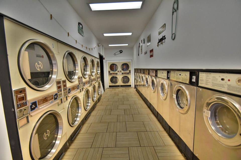 Venue Spotlight: The Laundromat Speakeasy | Mama D & The ...